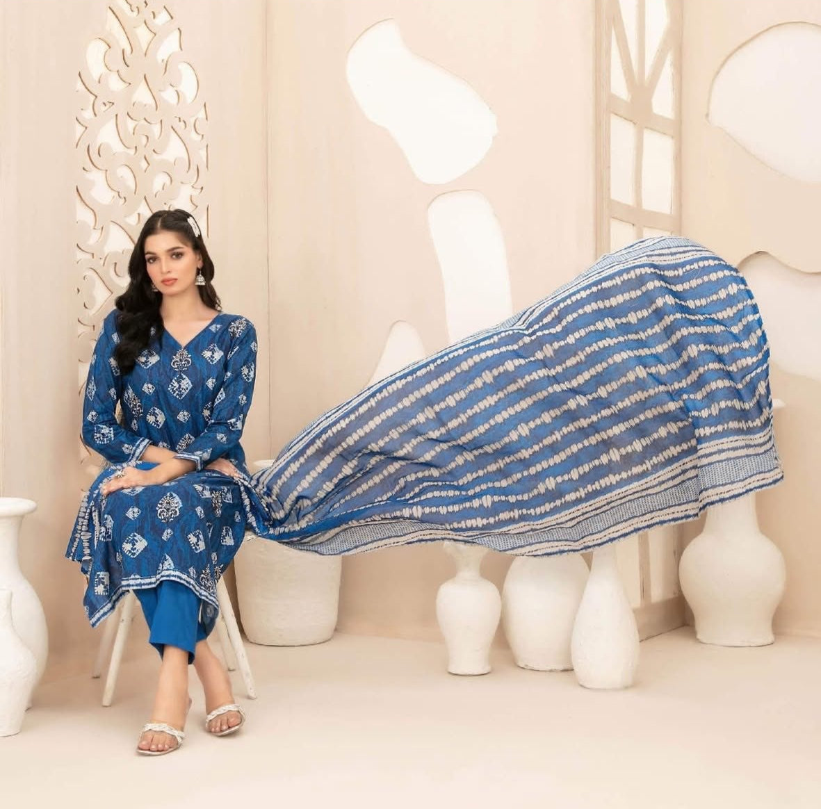 D - 4120 - Seerat booti embroidered collection