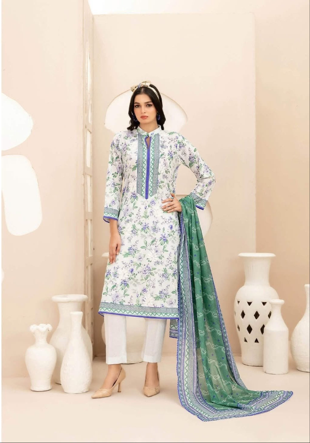 D - 4119 - Seerat booti embroidered collection