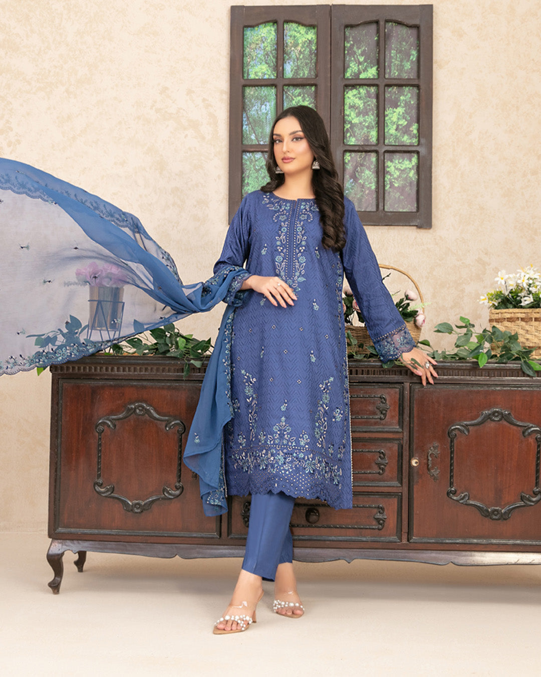 -Nurguz-  Un-Stitched Embroidered Viscose Jacquard suit for women